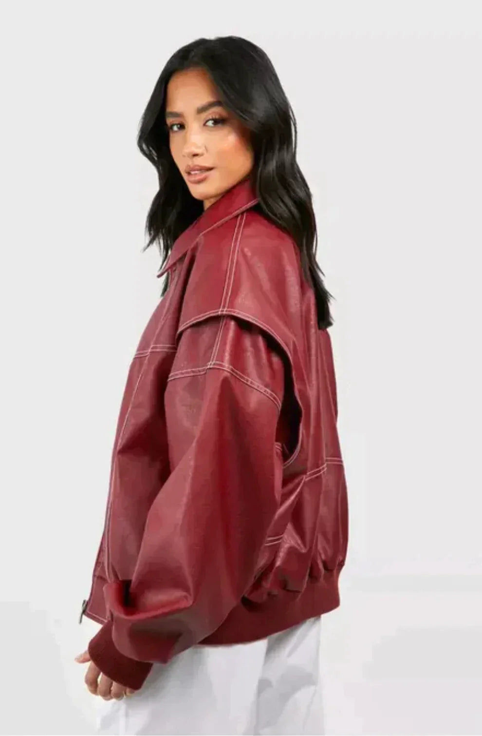 Chaqueta bomber de cuero Lara – Estilo y comodidad máxima 